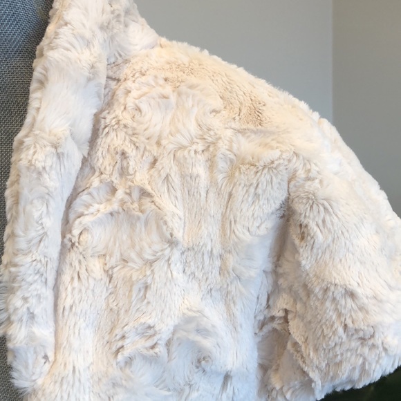 NWT- Make a statement with this beautiful bolo shrug, that is luxuriously soft. - Picture 7 of 8